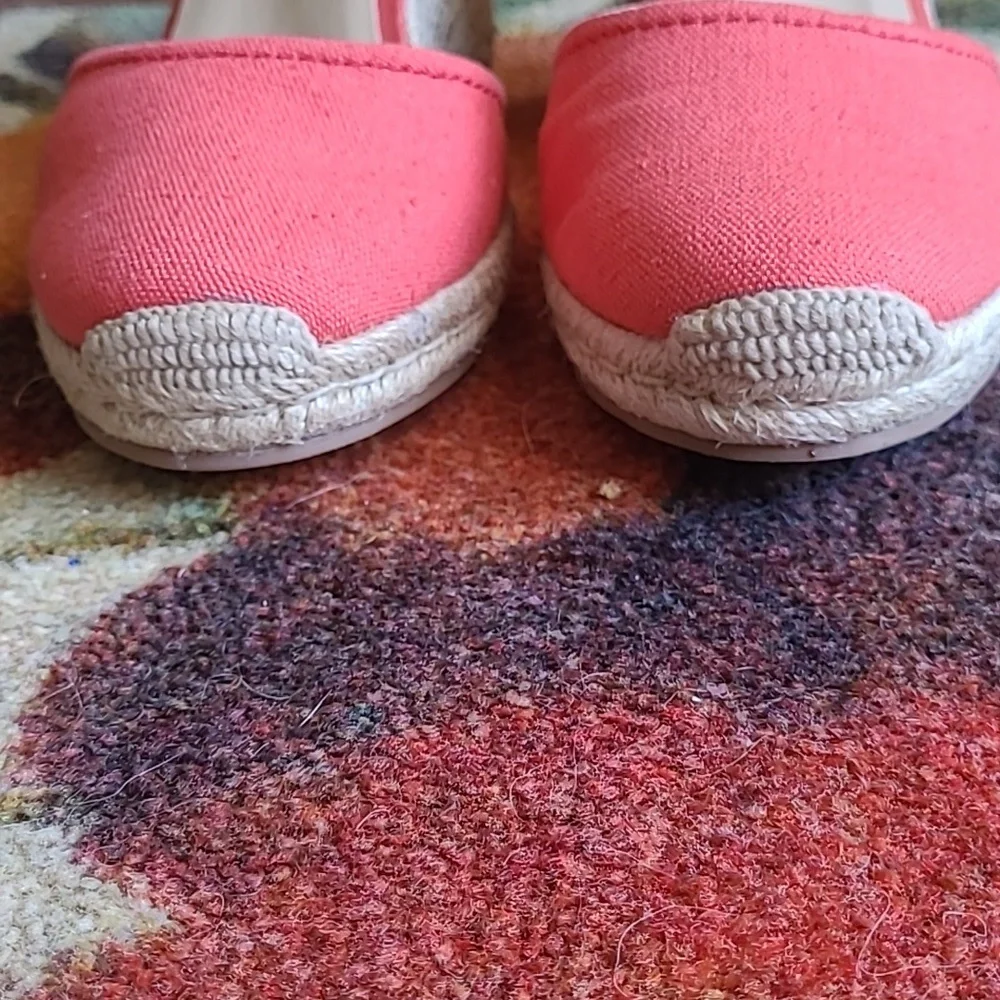 Naturalizer Phebe Coral Wedge Sandals Size 9.5